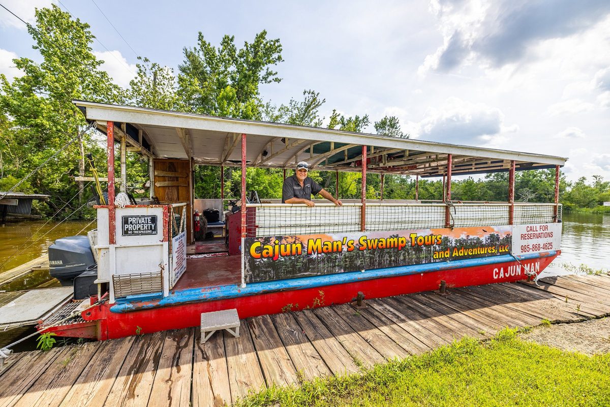 Outdoor adventure and wildlife experience in Louisiana