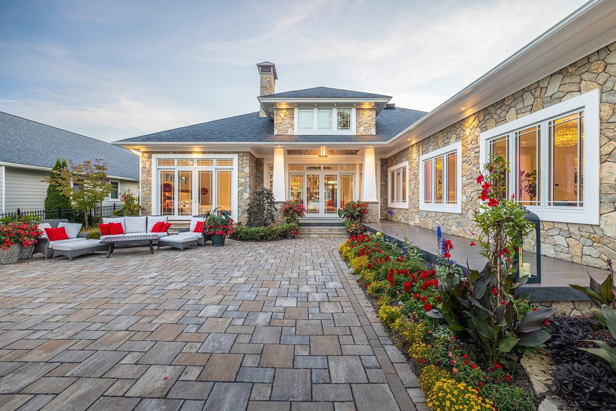Dickinson Homes custom home, architectural photography