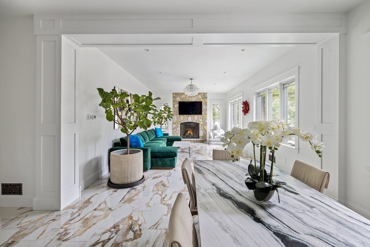 Dickinson Homes custom home, architectural photography
