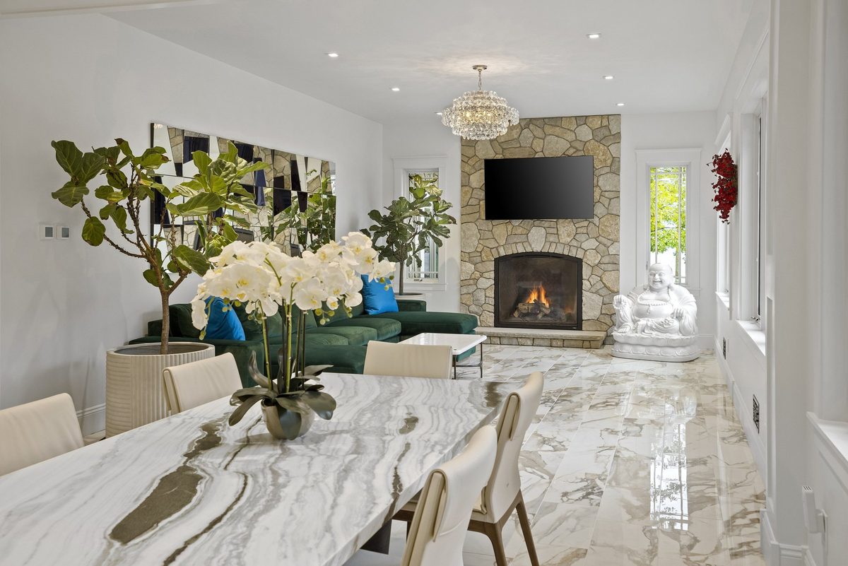 Dickinson Homes custom home, architectural photography