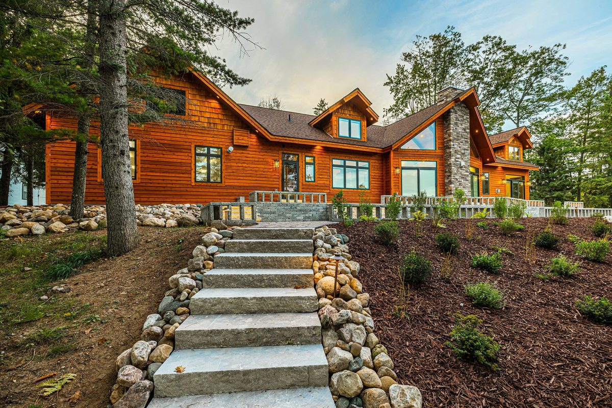 Dickinson Homes custom home, architectural photography