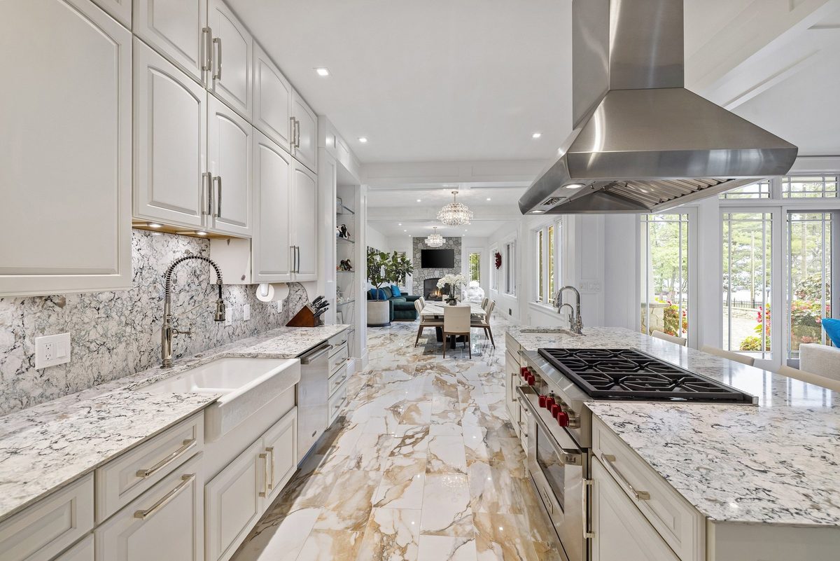 Dickinson Homes custom home, architectural photography