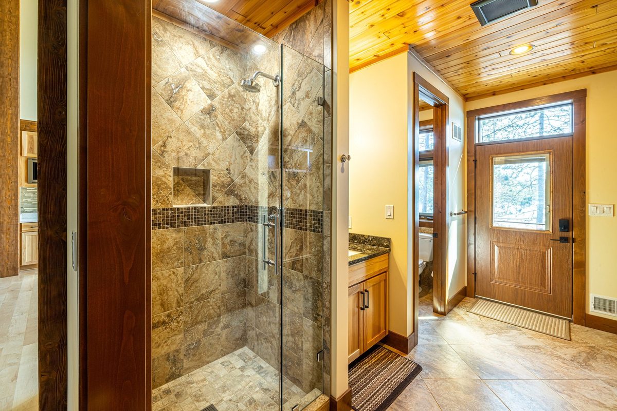 Dickinson Homes custom home, architectural photography