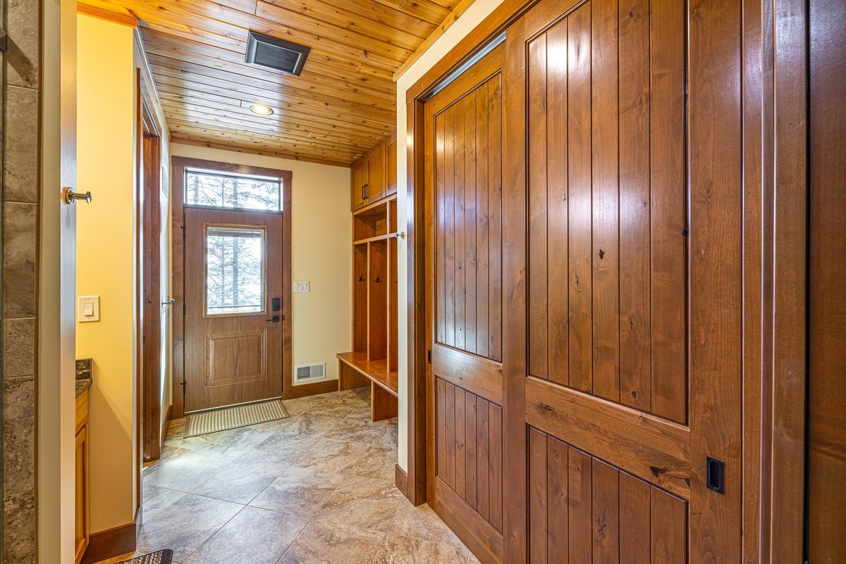 Dickinson Homes custom home, architectural photography