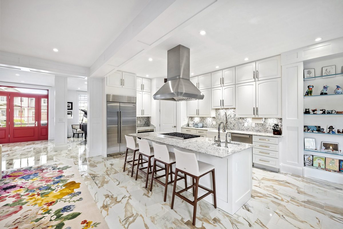 Dickinson Homes custom home, architectural photography