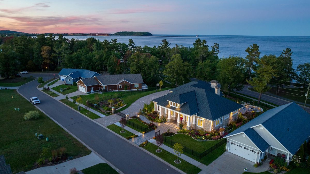 Dickinson Homes custom home, architectural photography