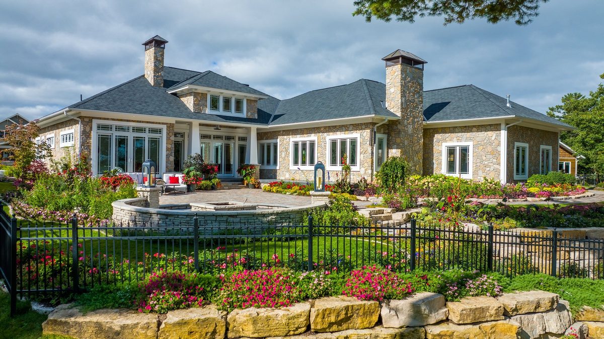 Dickinson Homes custom home, architectural photography