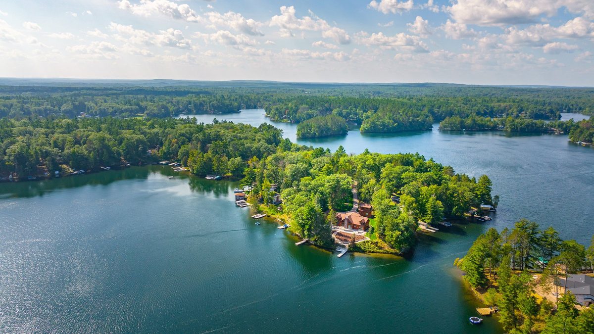 Aerial view of a Dickinson Homes custom lake home